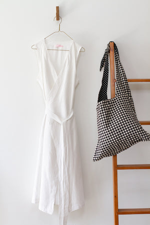 CUISINE APRON DRESS IN WHITE LINEN