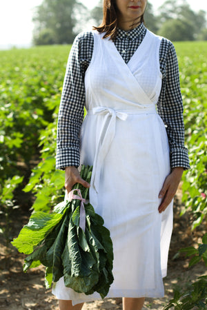 CUISINE APRON DRESS IN WHITE LINEN