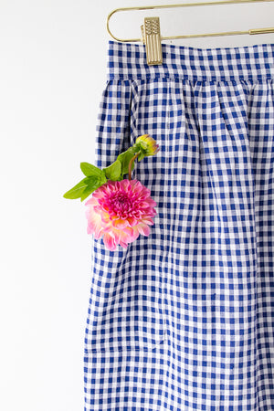 HOSTESS APRON IN BLUE GINGHAM LINEN