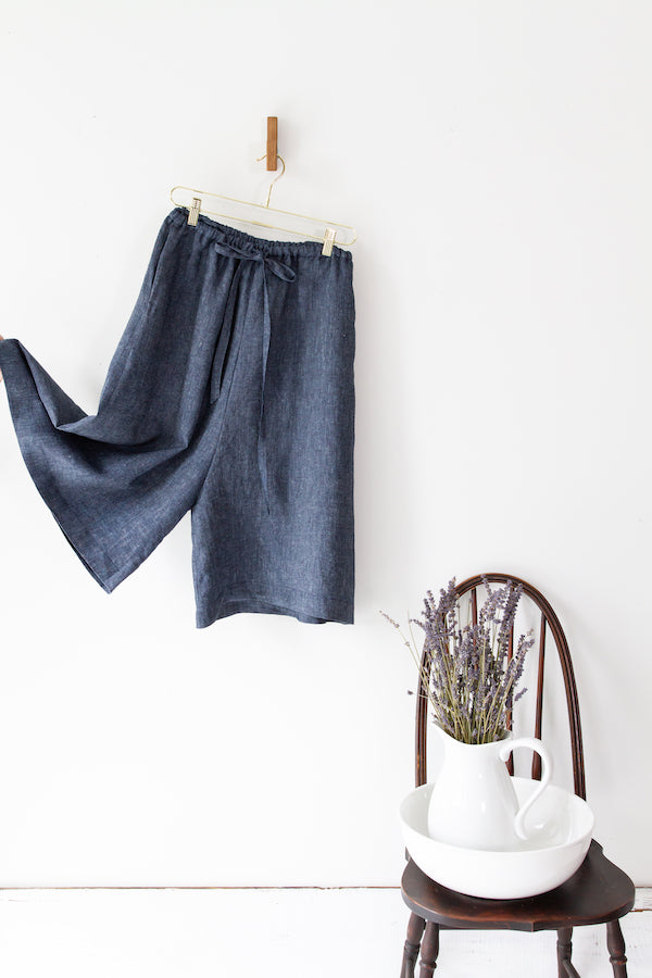 LINEN SPLIT SKIRT IN INDIGO CHAMBRAY (2 SIZES)