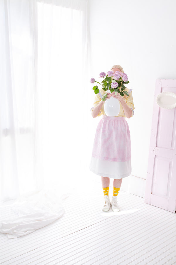 HOSTESS APRON IN LIGHT PINK GINGHAM LINEN