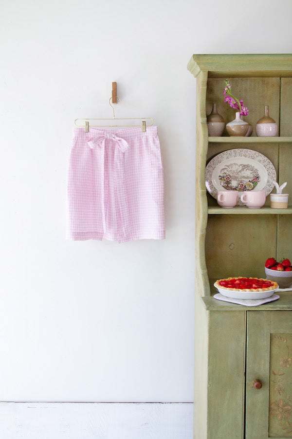 HOSTESS APRON IN LIGHT PINK GINGHAM LINEN